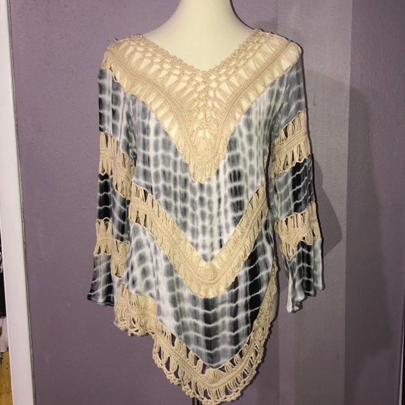 Umgee Tops - ❌BOGO FREE Umgee Tie-Dye Crochet Lace Tunic Top
